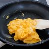 『鶏むね肉とピーマンの照りたま炒め』照り焼き味でご飯が進む♪の工程2