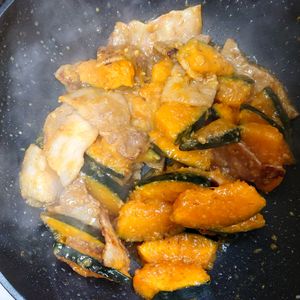 950866の作ってみた!投稿(【かぼちゃと豚バラの甘味噌炒め】ご飯が進むしっかり味♬︎)