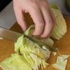 入れて待つだけ。絶品【トマチー鍋】の工程1