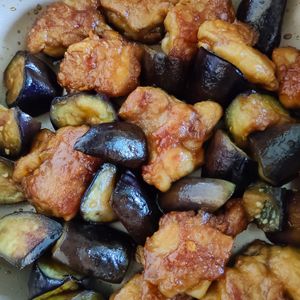 キナリンの作ってみた!投稿(【鶏肉と茄子の甘辛しょうが醤油炒め】茄子がとろん♡)