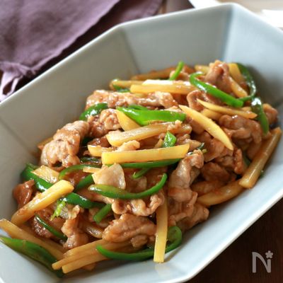 豚こまとじゃがいもとピーマンの青椒肉絲