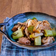 レンジで簡単！豚バラと長ねぎの塩こんぽん酢蒸し
