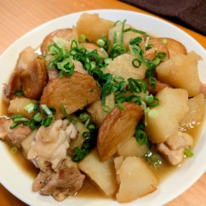 こんぶ22の作ってみた!投稿(【男子喜ぶ！さつま揚げと鶏じゃがのうま煮】子供爆食い♡︎)