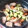 ご飯が進む！ブリとゴロゴロ野菜の黒酢炒めの工程4