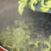 苦味を和らげて食べる【ゴーヤと豚バラ甘辛丼】の工程2