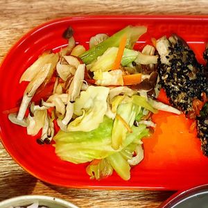 ゆきぼうの作ってみた!投稿(レンジで5分！【キャベツときのこのコンソメ煮】時短で味染み♩)