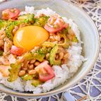 ゴーヤとトマトとキムチ納豆のどんぶり（具材だけでも！）