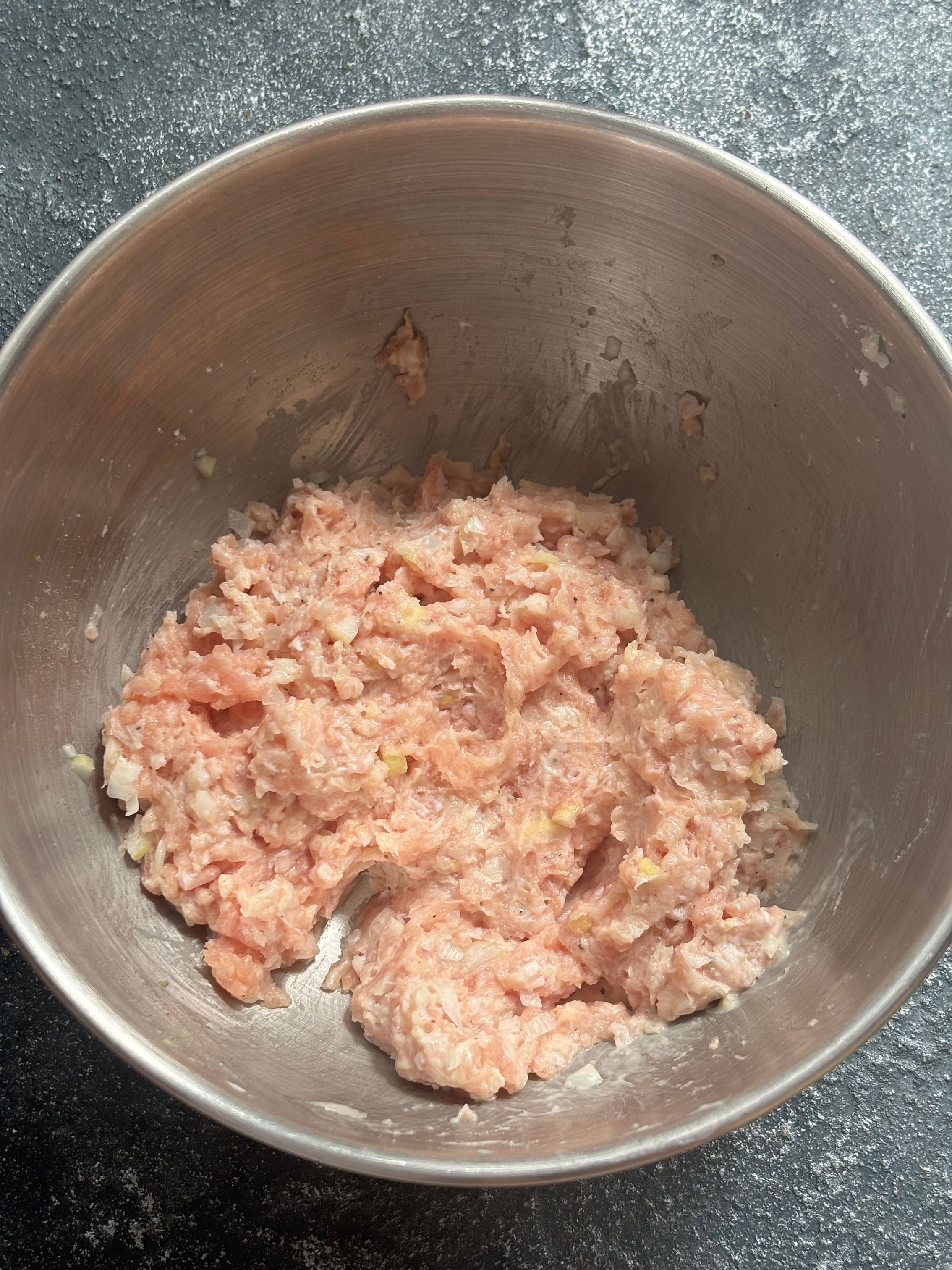 てりてりジューシー！居酒屋さん風ふわふわ鶏つくね | レシピサイトNadia