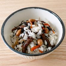 混ぜるだけ!ミネラルたっぷりひじきご飯