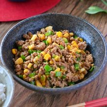 ガッツリ食べてね【コーンたっぷりカレー肉そぼろ】お弁当にも♪