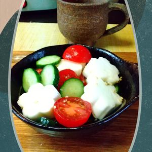チョロリスの作ってみた!投稿(【きゅうりとトマトのうまだれナムル】この味付けおいしすぎる！)
