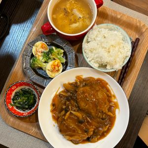 ちゃんさえの作ってみた!投稿(【煮込みハンバーグ】ソースが絶品!お肉柔らか♡デミグラス風♪)