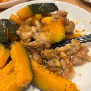 もかの作ってみた!投稿(フライパン10分！【豚肉とかぼちゃのハニーマスタード炒め】)