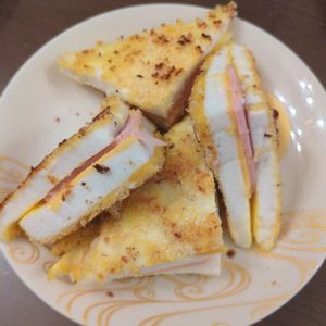 たりおの作ってみた!投稿(揚げずに簡単＊ハムチーズはんぺんフライ)