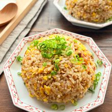 【おだしの効いたツナたま炒飯】和風な優しい味わいが美味しい