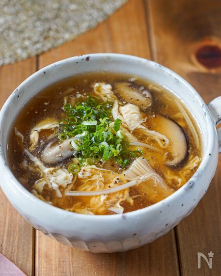 きのこと卵の中華スープ
