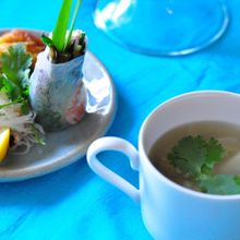 レモンとナンプラーでエスニック香る鶏だしスープ