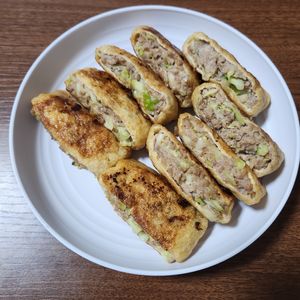 とももの作ってみた!投稿(【油揚げメンチカツ】キャベツたっぷり!衣いらずで簡単節約!)