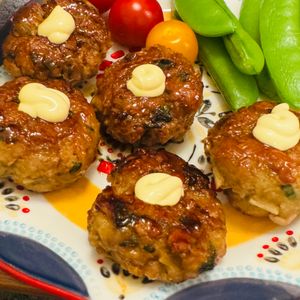 akiの作ってみた!投稿(彼ウケおかず!ごはんに合う『甘辛♡豚つくねマヨ』)