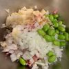 冷めても美味しい♡『枝豆と蓮根の甘酢つくね』お弁当にも♪の工程1