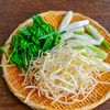 ニラネギもやしと豚肉のスタミナ味噌鍋の工程1
