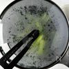なにもしたくない日に作る、ピーマンとベーコンののっけご飯の工程3