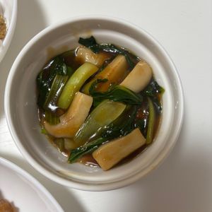 ぴーぱりの作ってみた!投稿(【チンゲンサイとエリンギの中華風とろみ炒め】とろ〜りあったか)