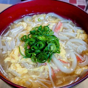 まゆのの作ってみた!投稿(【とろ〜りカニたまうどん】パパッと10分！ほっこり美味しい♡)