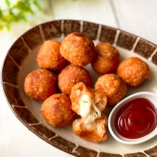こどもウケ抜群！米粉のトマトチーズボール