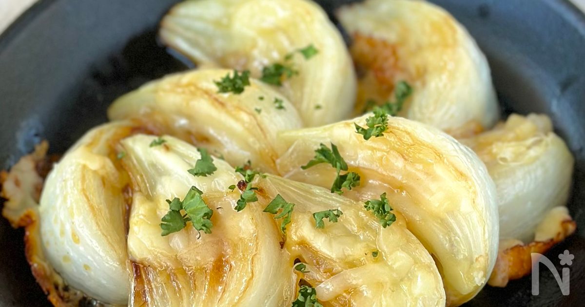 【シンプルで美味しい！新玉ねぎのチーズ焼き】