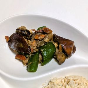 ごんべすの作ってみた!投稿(なすとピーマンの香ばしナッツ味噌炒め【ご飯がすすむ♪】)
