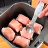 揚げずにヘルシー！カリッカリの豚巻き厚揚げの工程2