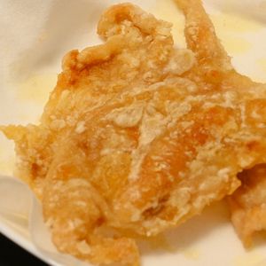 こざかなの作ってみた!投稿(ビールに最高！パリパリ大きな鶏皮せんべい)