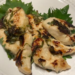 すみれの作ってみた!投稿(【鶏むね大葉レモンチキン】10分おかず♡鶏むねしっとり♡)