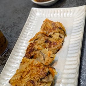 ひつじの作ってみた!投稿(【もちもち♡中華風玉ねぎチヂミ】そのままでも美味しい♪)