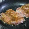 【コク旨！】とりもも肉のすりごま味噌漬け焼きの工程2