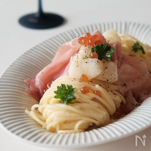 ラ・フランスと生ハムのチーズクリームパスタ