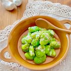 塩麹で♩そら豆のうま塩和え