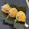 楽ラク手抜キッチン🐶🐾の作ってみた!投稿(『小松菜と卵の混ぜご飯おにぎり』栄養満点♡絶品おにぎり🍙)