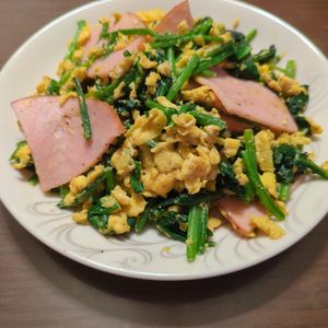 たりおの作ってみた!投稿(超簡単！お弁当にも☆『ほうれん草とハムと卵のマヨソテー』)