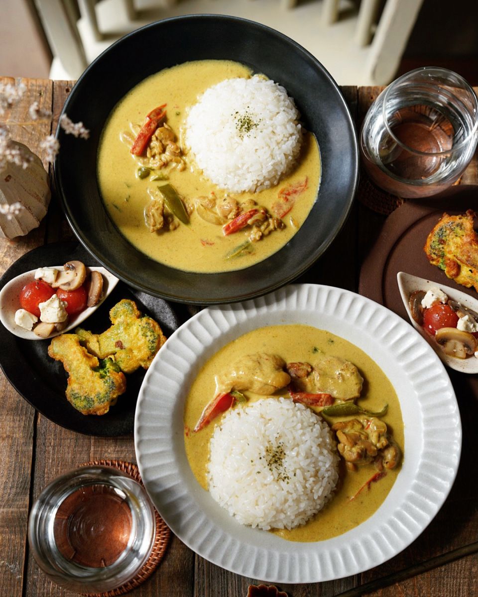 ローストレッドクリのココナッツカレースープのレシピ