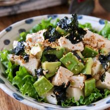 【アボカドと豆腐のさっぱり韓国風サラダ】しっかりお腹にたまる