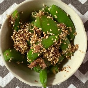 チョビの助の作ってみた!投稿(【お弁当副菜】３分で隙間埋めに！スナップえんどうのおかか和え)