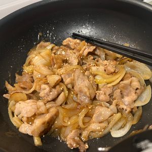 しーちゃんの作ってみた!投稿(【絶品濃厚だれ豚肉の生姜焼き】旨みたっぷり♪ご飯が進む☆)