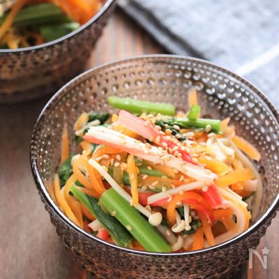 【冷凍おかず】レンジで簡単！小松菜の彩りポン酢和え