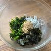 ほうれん草がパクパク進む♪しらす韓国のり和えの工程1