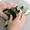 カレールーで簡単！叩ききゅうりのカレーマヨあえの工程2