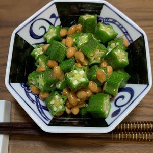 楽ラク手抜キッチン🐶🐾の作ってみた!投稿(【オクラの鰹だし納豆和え】ご飯が進みすぎる美味しさ♬)