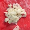 ごはんが進むガッツリおかず！【ガーリックバターチキンソテー】の下準備