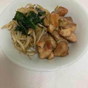 あいるんの作ってみた!投稿(【ご飯がススム】鶏むね肉とシャキシャキ小松菜のスタミナ炒め)